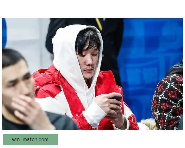 丁彦雨航回忆错过与科比合影机会 更想把荣耀时刻留在真正的赛场上